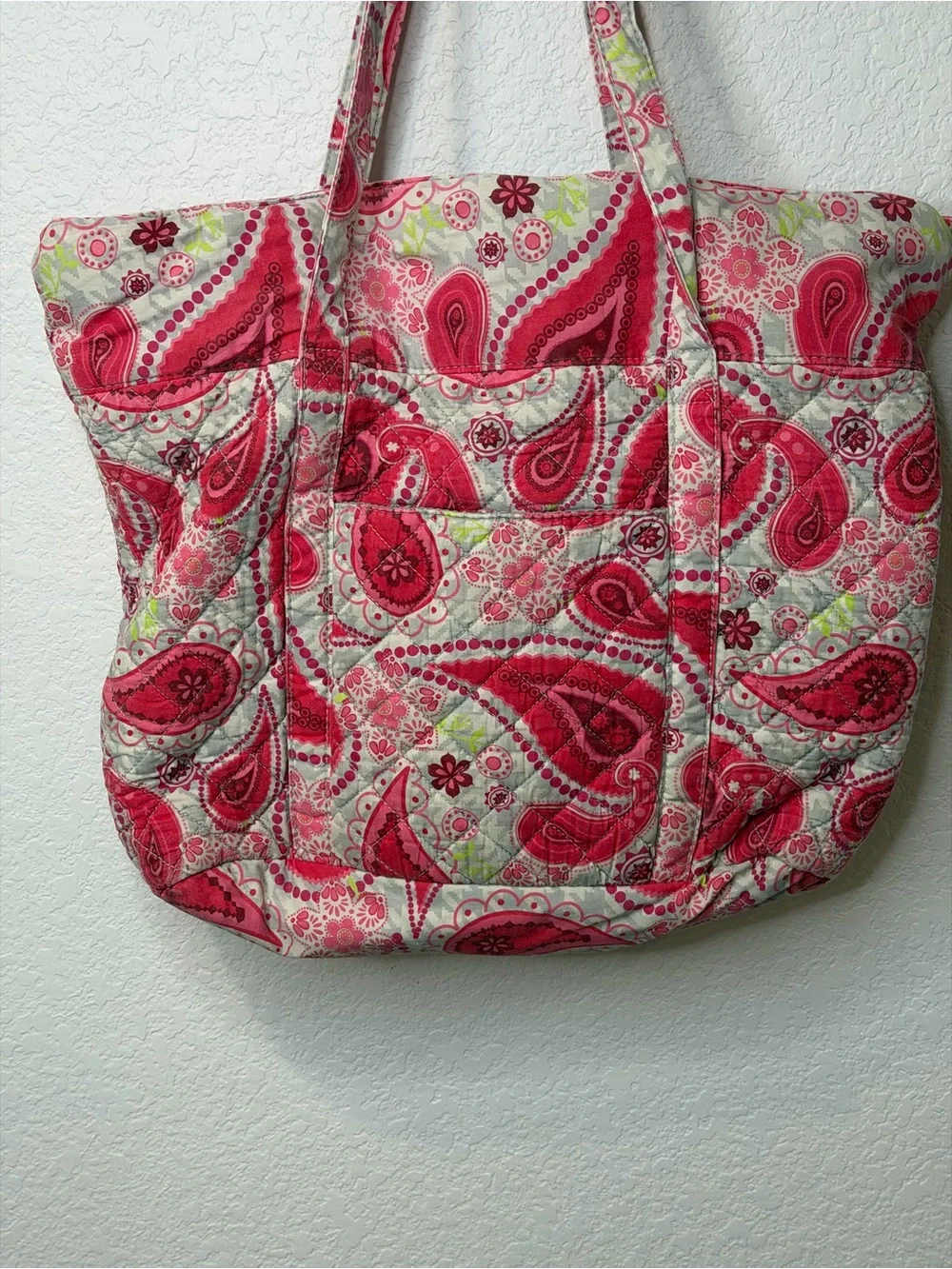 Danielle Morgan Quilted Paisley Tote Bag Zip Closure Inner/Outer Pockets